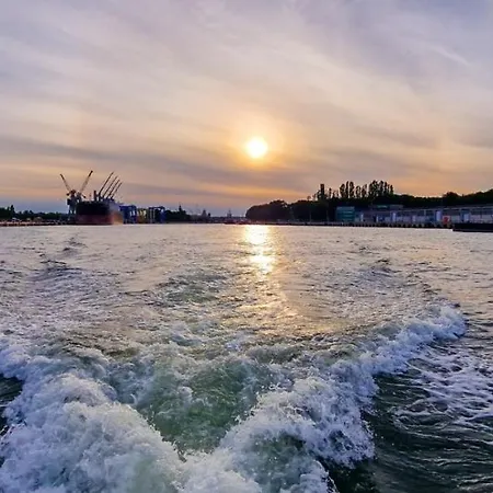 Jacht Gdansk Centrum, 2 Double Beds, And 1 Double Bed On Board Botel *